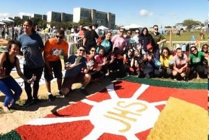 20150604123856546386a