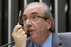 cunha-cria-comissao-para-legalizar-jogo-do-bicho
