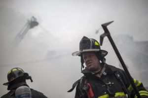 rb_explosao-e-incendio-em-predio-de-nova-iorque_0126032015-850x565