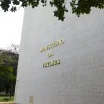 Regulamentação do mercado de carbono deve ser concluída até 2026, diz governo