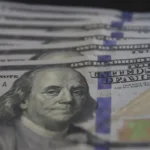 Queda insuficiente do dólar mostra que problema é interno, não externo